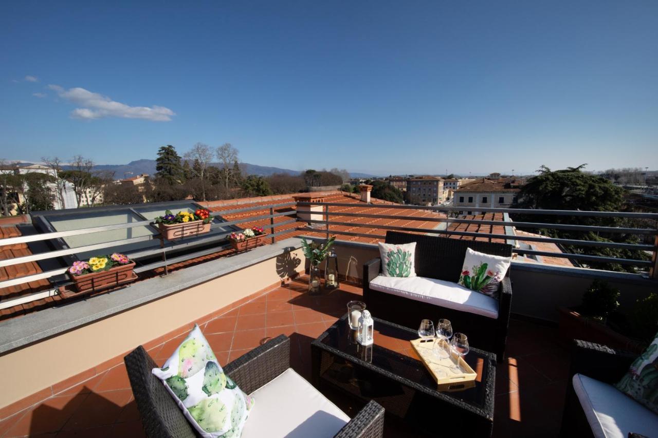 Rooftop Delight With Terrace Lucca Buitenkant foto