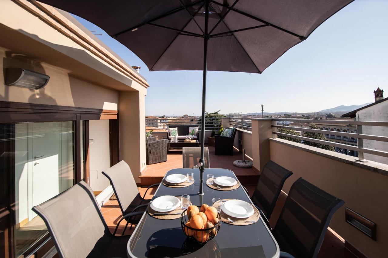 Rooftop Delight With Terrace Lucca Buitenkant foto