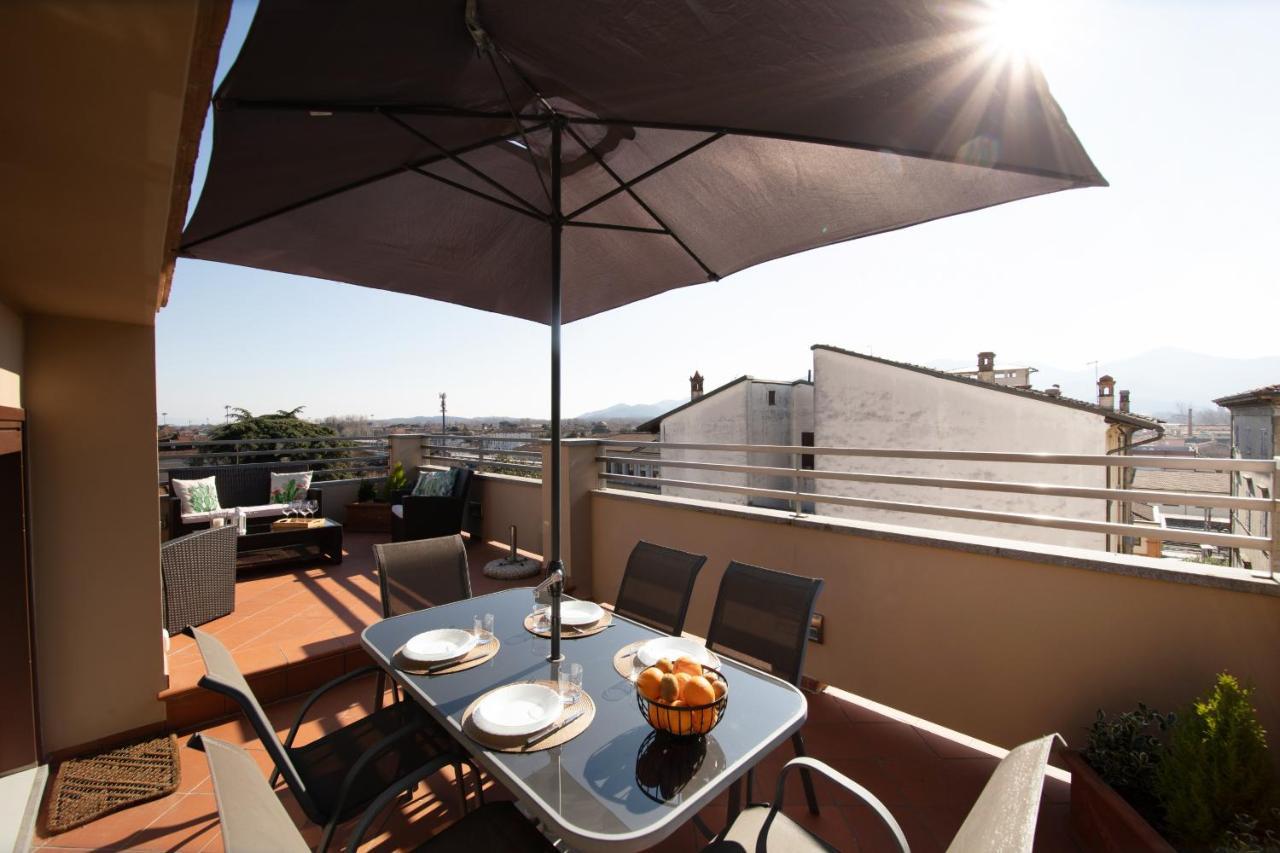 Rooftop Delight With Terrace Lucca Buitenkant foto